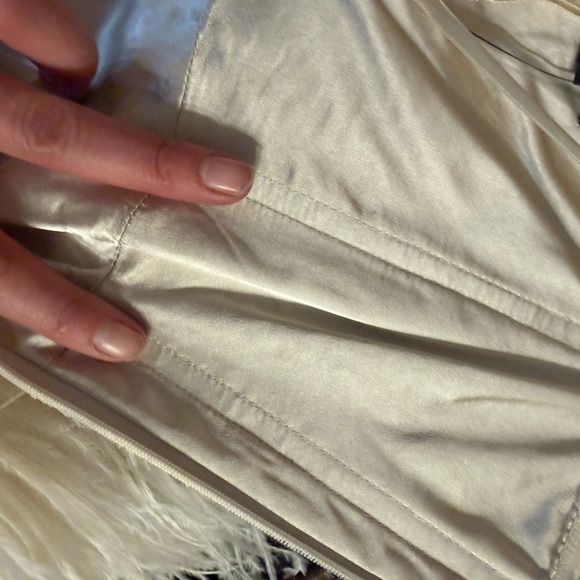 BCBG winter white tiered corset dress - Picture 13 of 16